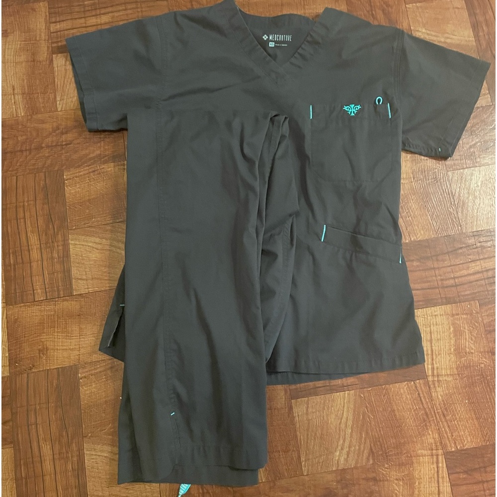 Charcoal scrubs